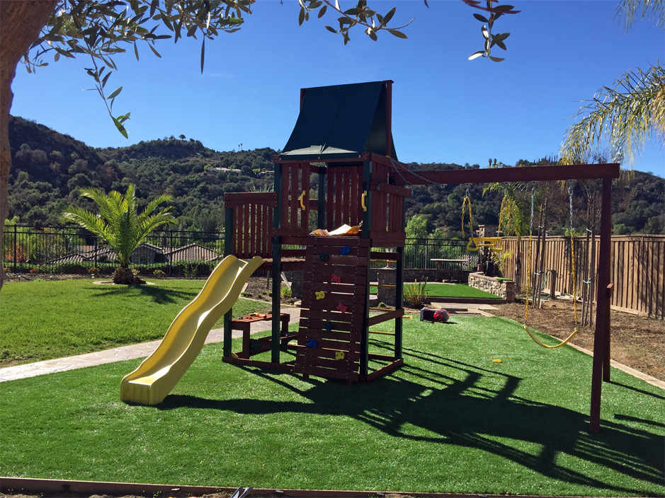 Best Artificial Grass Waterford, California Rooftop