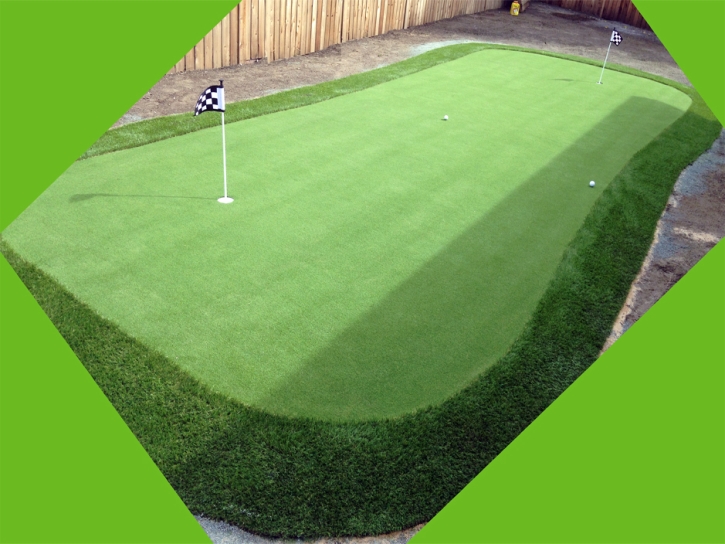 Synthetic Grass Valley Home, California Putting Greens